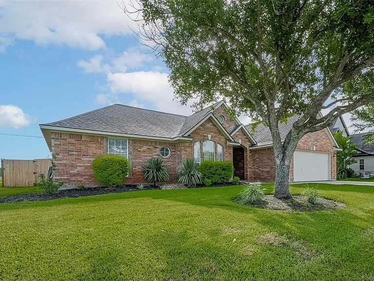 9631 Highland Pointe Dr — Photo 2