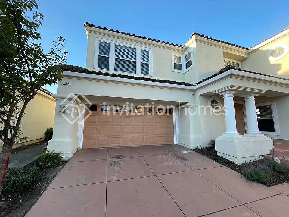 1st image of 104 Camino Del Sol