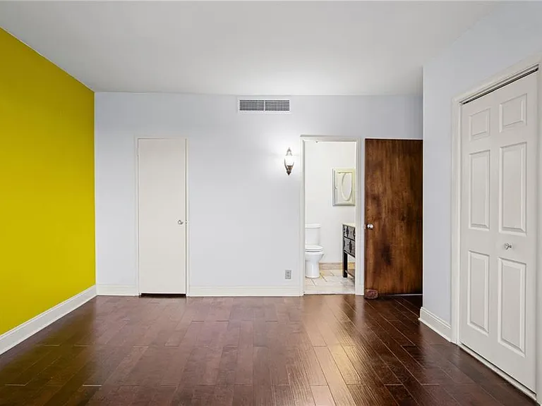 333A W Meyer Blvd #1215A — Photo 19