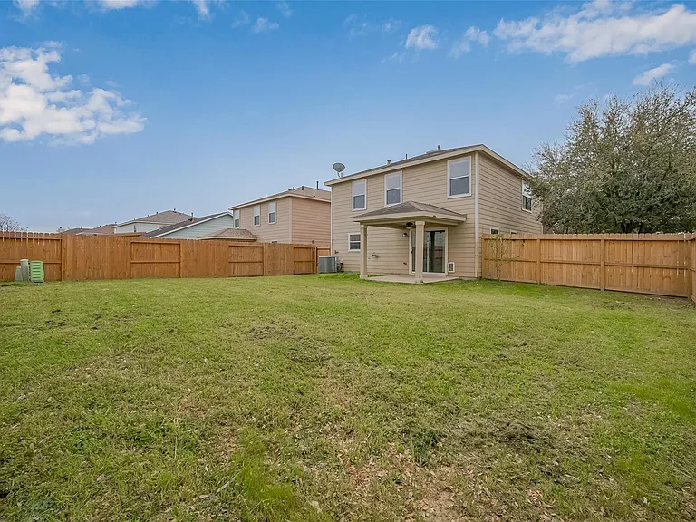 18334 Fair Grange Ln — Photo 31