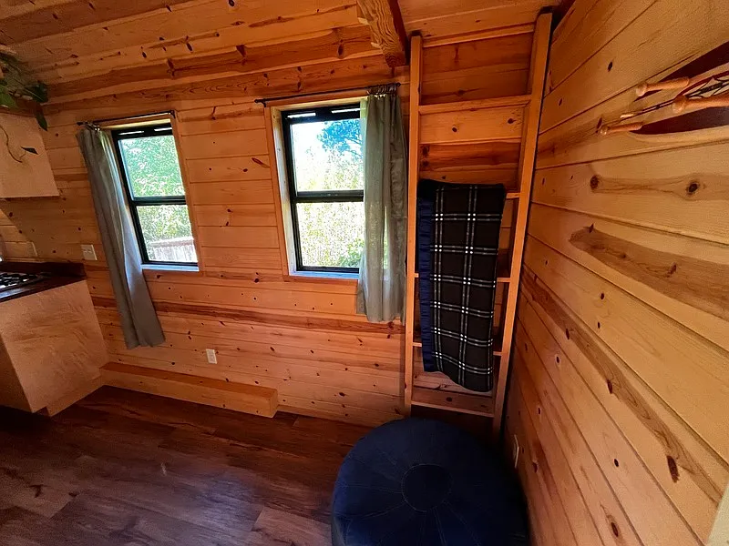 Studio, 1.0 bath, 200 sqft, $1,725 — Photo 4