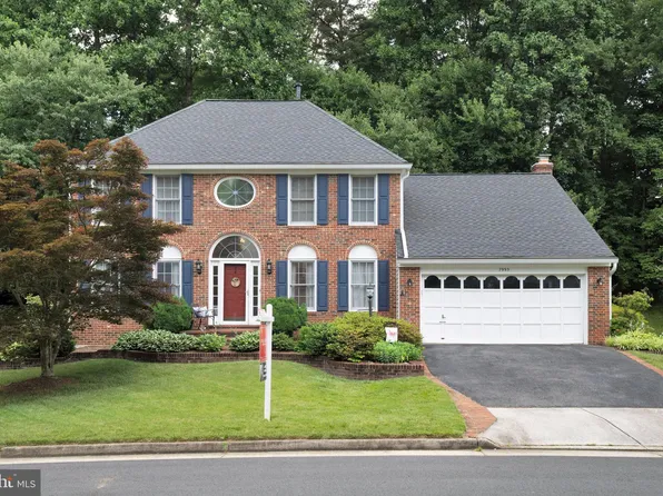 7993 Oak Bridge Ln, Fairfax Station, VA 22039