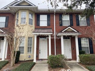 1524 Fieldview Dr, Jacksonville, FL 32225