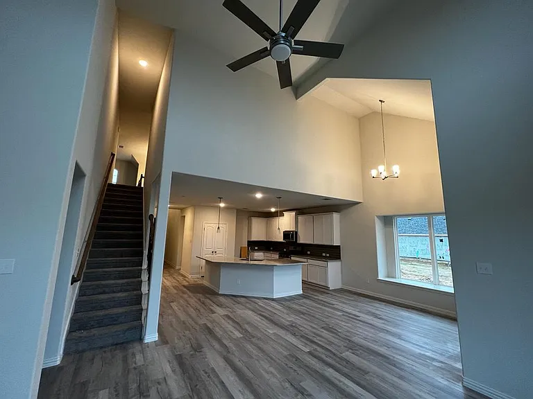 13088 Mizell Ln — Photo 11