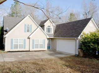 22 Maple Leaf Ct, Hoschton, GA 30548