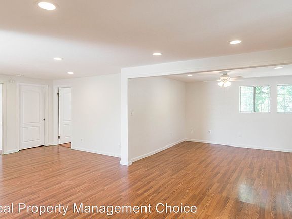 2nd image of 2822 E 70th St APT A