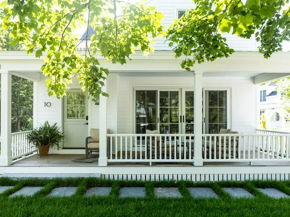 15 Langsford Road #10, Kennebunkport, ME 04046