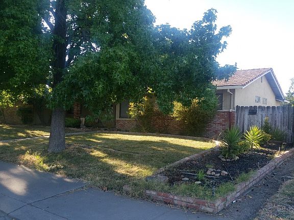 2nd image of 1209 W Ponce De Leon Ave