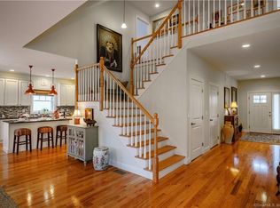 2 Knickerbocker Ln #2, East Lyme, CT 06357