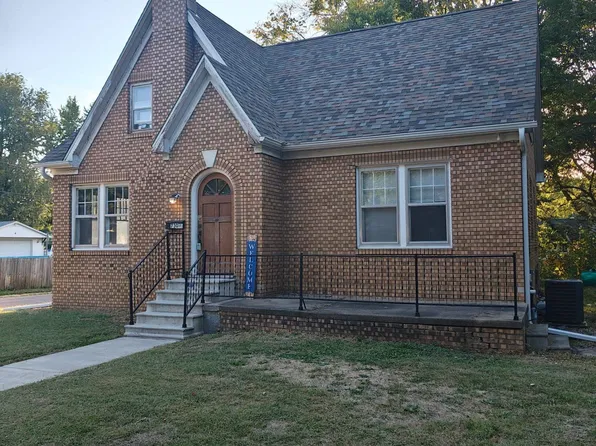 730 N Cedar St, Galesburg, IL 61401