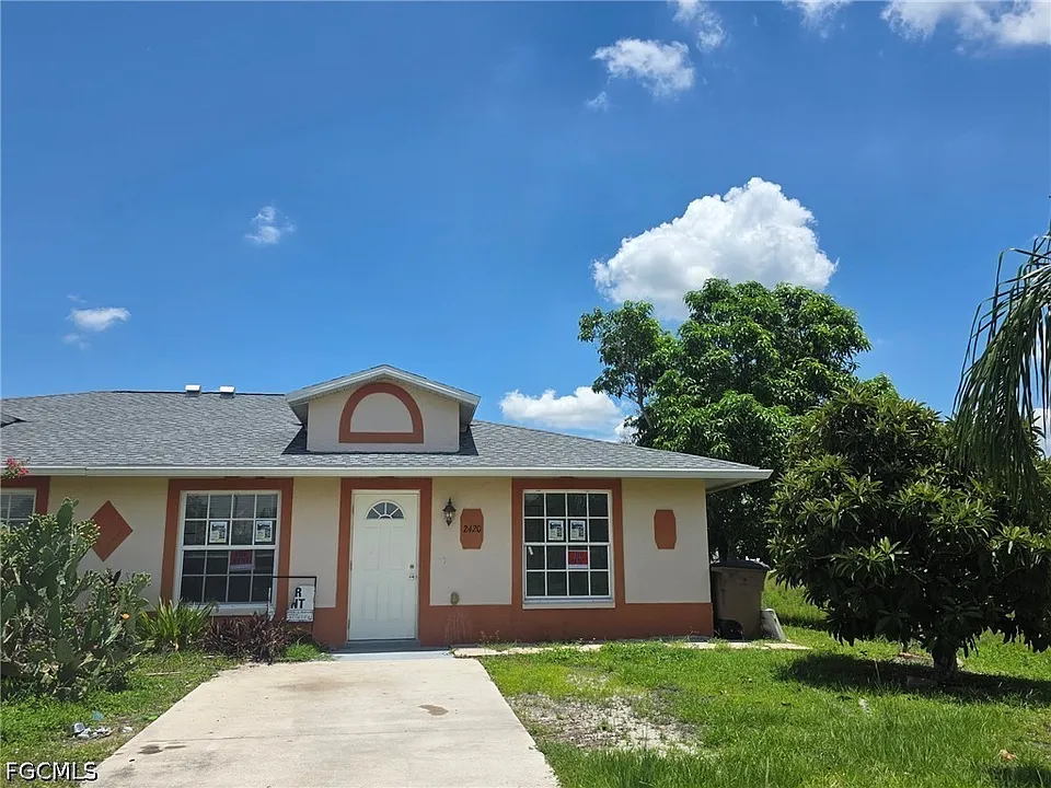 2420 Vernon Ave