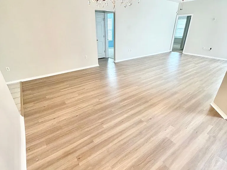 2390 Marina Dr — Photo 11