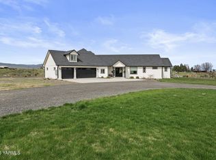 51 W Ponderosa Dr, Yakima, WA 98903