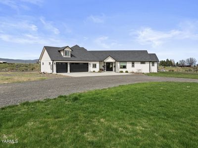 51 W Ponderosa Dr, Yakima, WA, 98903