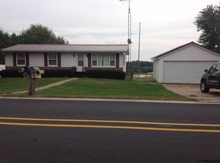 5362 S Mound Rd, Sherrill, IA 52073