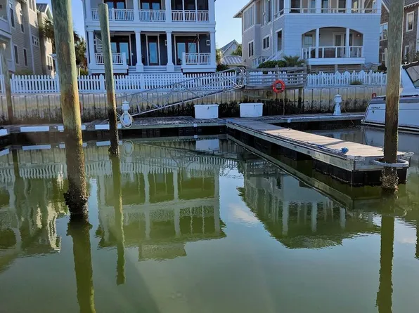 E-10 Transom Row, Bald Head Island, NC 28461