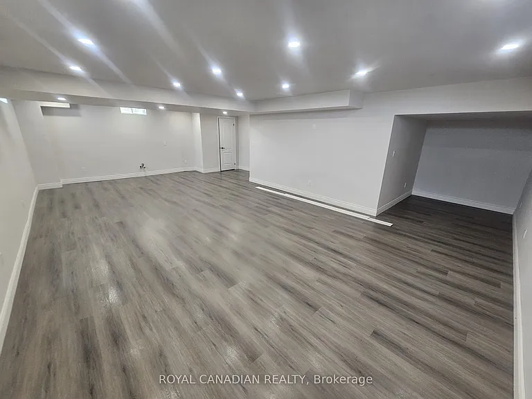 233 Leslie Davis St — Photo 42