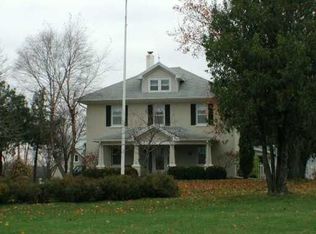 831 Vernon Valley Dr #R, Cedar Rapids, IA 52403