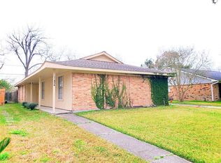 11806 Oceanview St, Houston, TX 77071