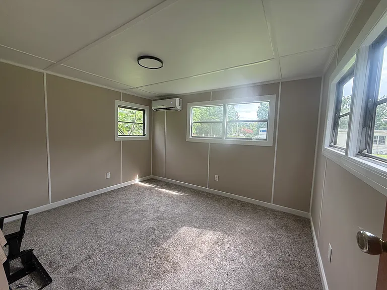 211 Fir St — Photo 10