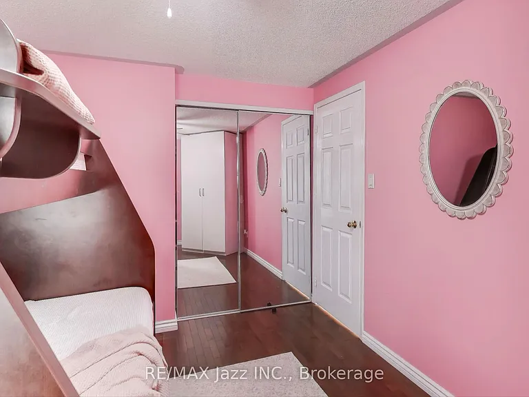 9 Maconnachie Pl — Photo 23