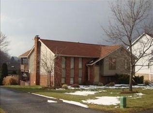 16 Timber Trail Dr, Greensburg, PA 15601