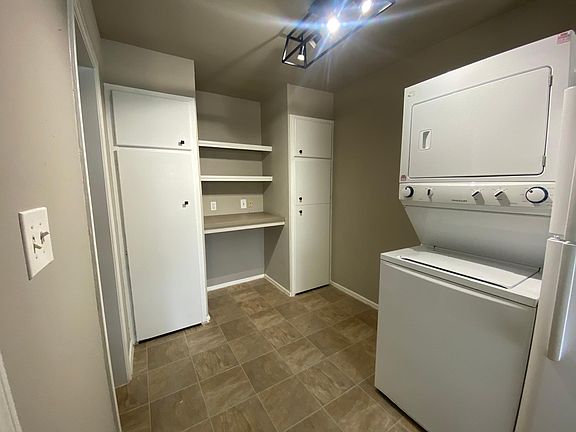 5th image of 2532 S Florence Ave Unit 4