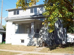 603 8th St, Highland, IL