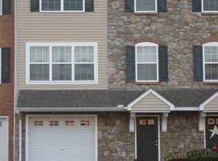 406 Eisenhower Dr, Carlisle, PA 17013