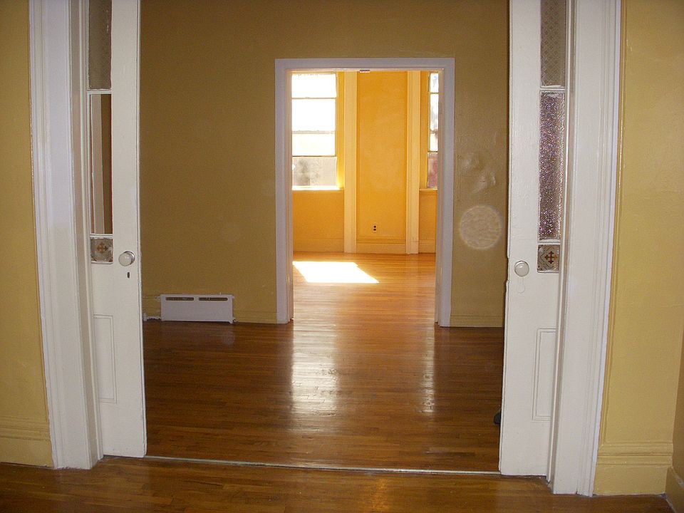 1st image of 363 Sackett St #1