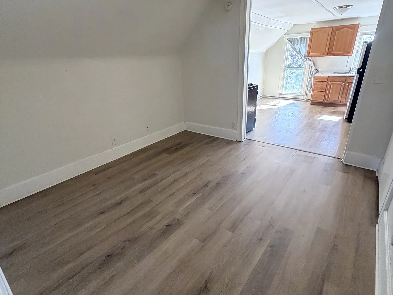2210 West Iowa Street - 2 — Photo 4