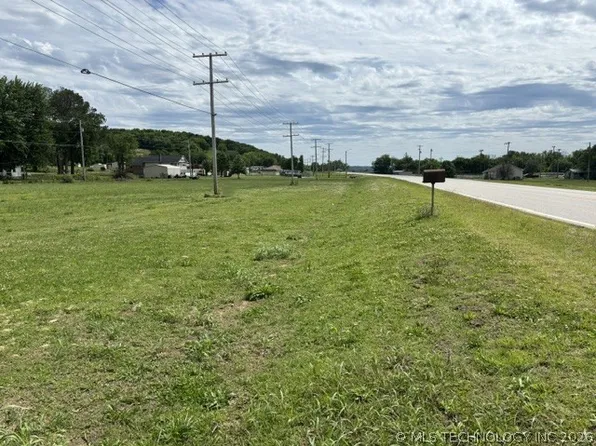 S Highway 82, Salina, OK 74365