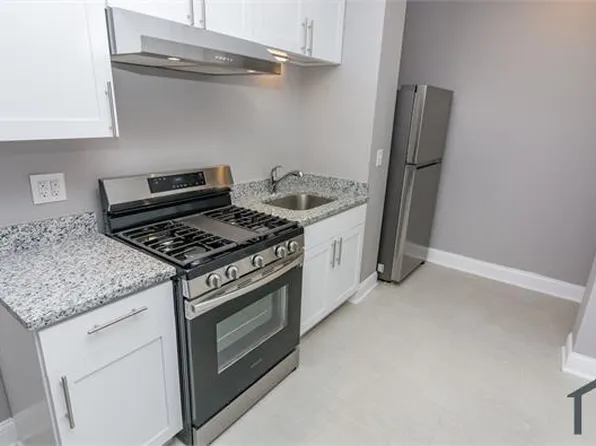 442 W 76th St #3, Chicago, IL 60620