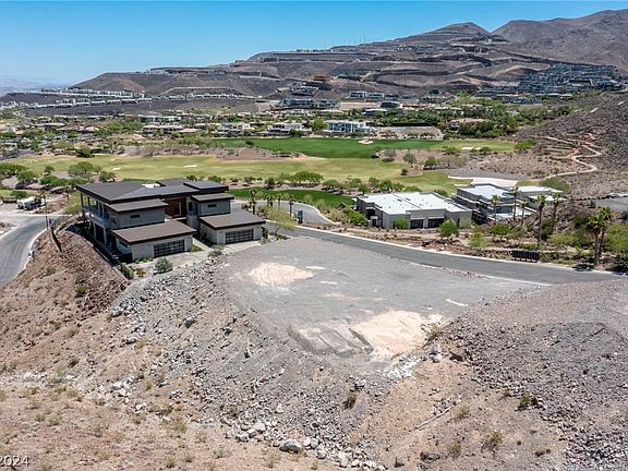5th image of 633 Dragon Peak Dr