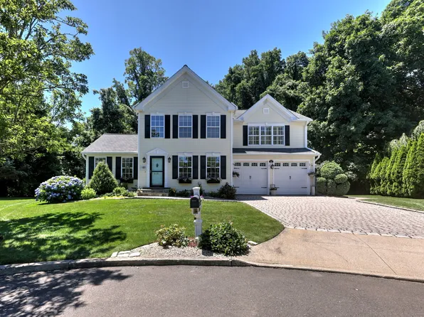 545 Acorn Lane, Milford, CT 06461