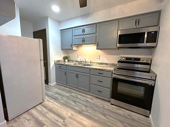 3rd image of 105 Wildwood Dr #6