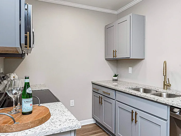9986 Avenue C — Photo 12