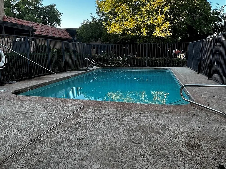 301 Brookside Ln #D — Photo 25