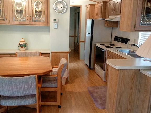 4th image of 8547 Firwood Dr