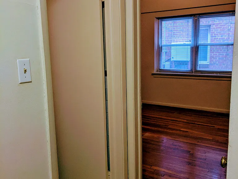 3425 Kensington Avenue — Photo 19