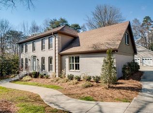 2636 Lori Ln, Charlotte, NC 28226