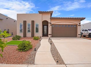 613 Paseo Modesto Dr, El Paso, TX 79928