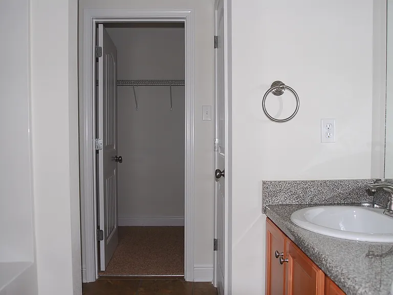 17977 Restoration Cir — Photo 12