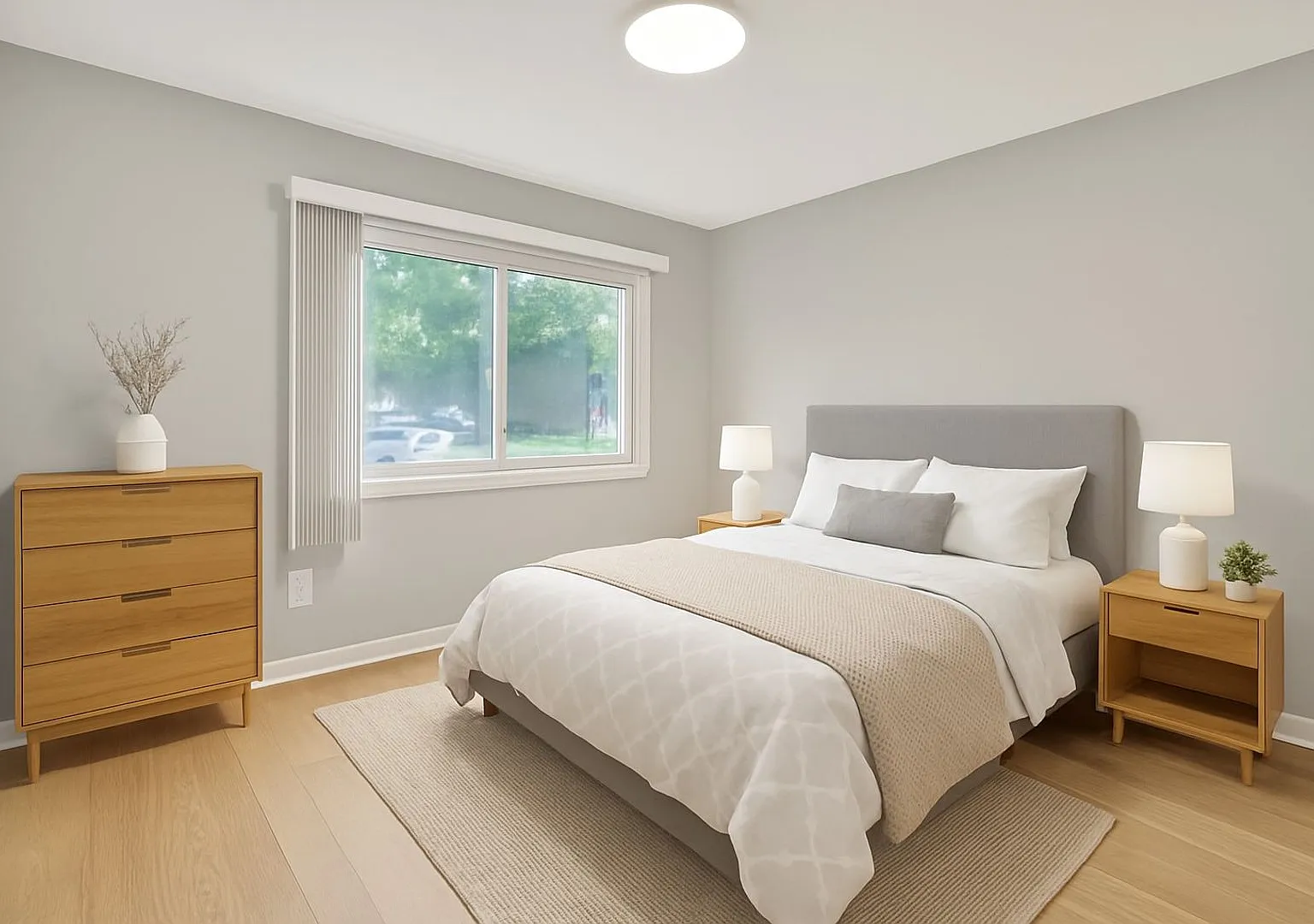Rarely available 3BR/2BA updated ground-floor corner unit with walk-out patio — Photo 3