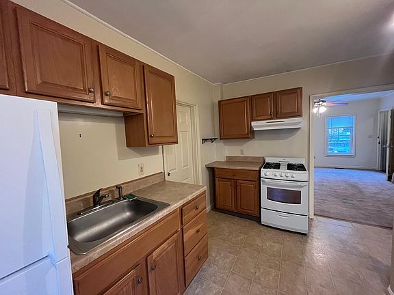 2nd image of 37 Brookview Ave #2