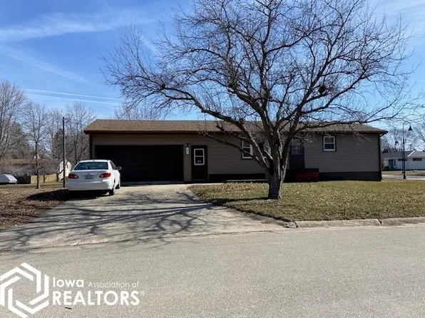 2 Crystal Heights Pl, Ventura, IA 50482