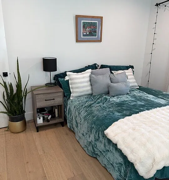 4342 Angeles Vista Blvd — Photo 12