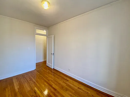 Rented by Sovereign Associates | media 12