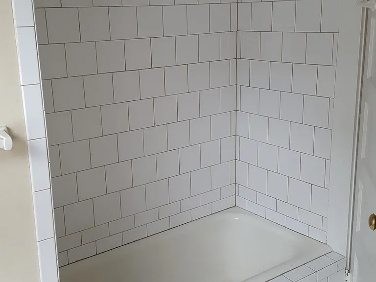 2250 Old Government St — Photo 11