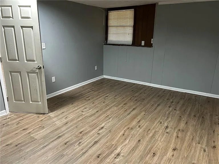 3637 Windmill Rd — Photo 5